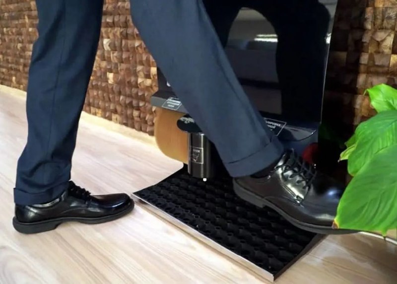 Бизнес Идея Автомат для чистки обуви 